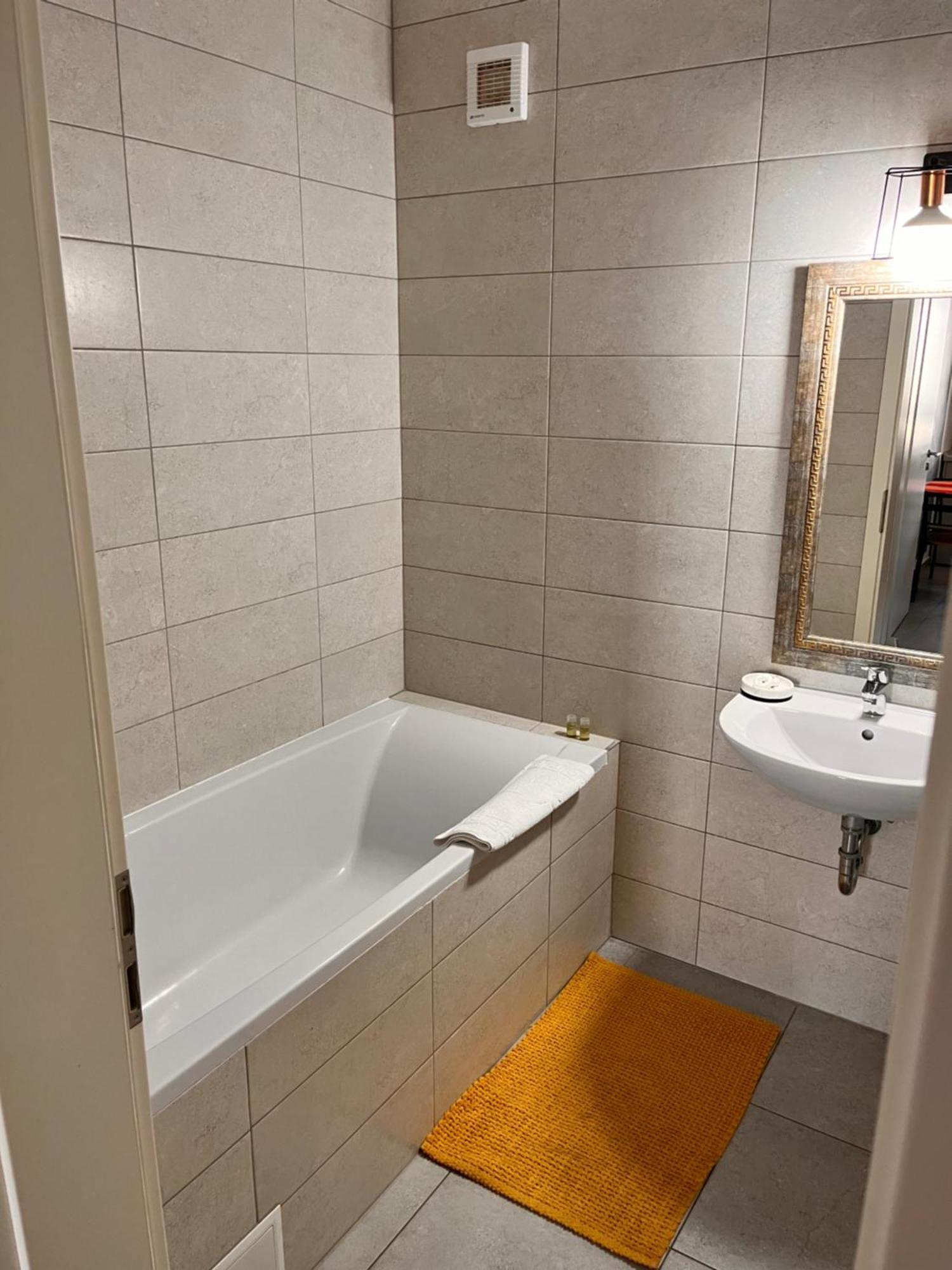 Appartamento Smart Chic Braşov Esterno foto